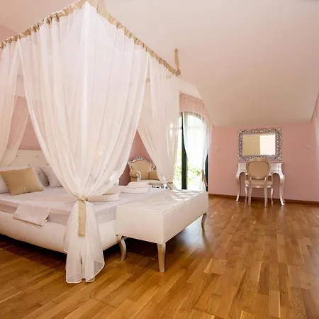 Sol Villa